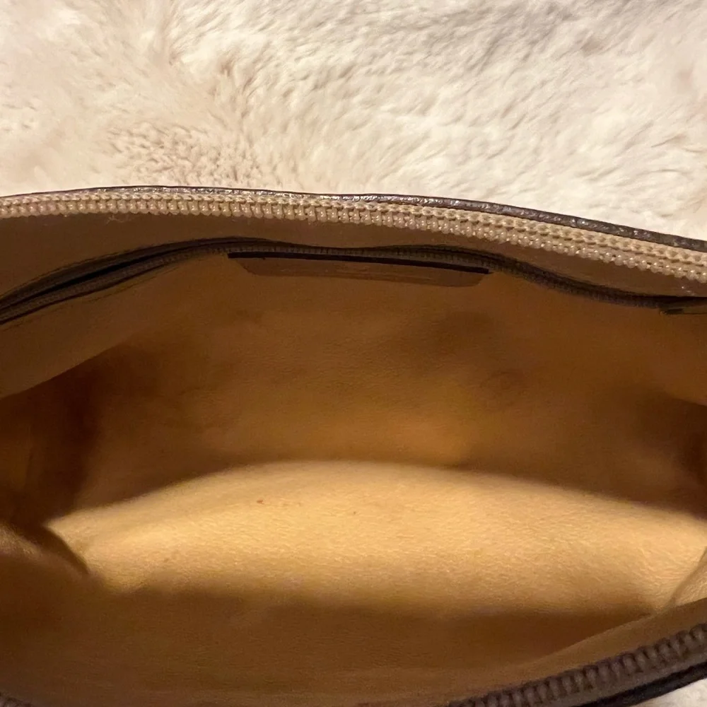 AUTHENTIC VINTAGE GUCCI 🌸 💕 CROSSBODY BAG OR SHOULDER - Picture 14 of 16